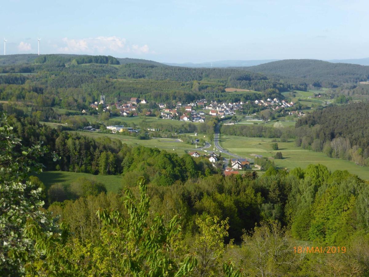 Ferienwohnung Kunze Mistelgau Bagian luar foto
