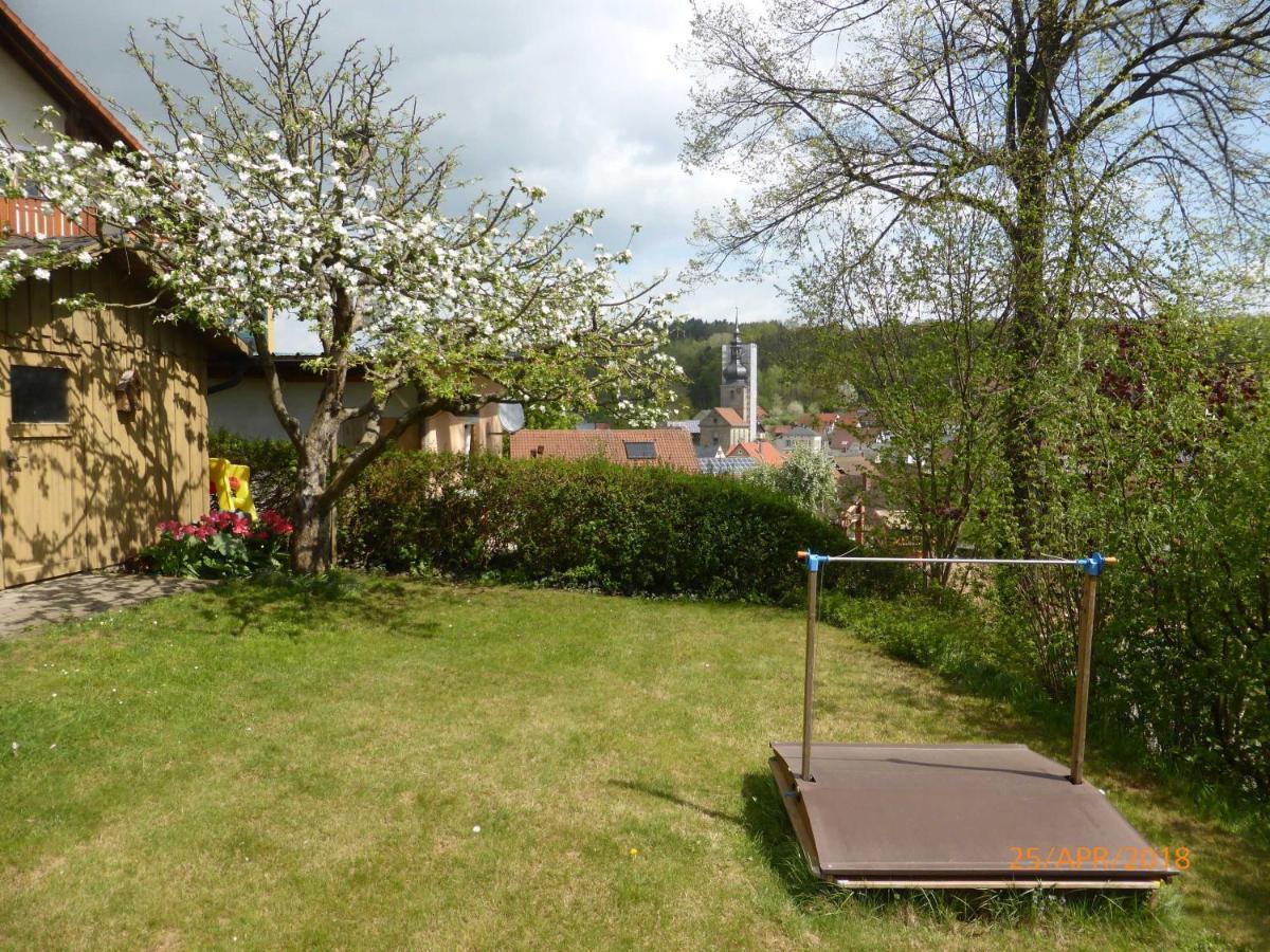 Ferienwohnung Kunze Mistelgau Bagian luar foto